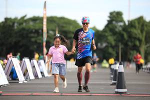 BIB: 0143
                            <button type="button" onclick="openModal(5125870)" class="btn btn-primary btn-sm float-right btn-popup" data-toggle="modal" data-target=".modal-high-quality">
                        <i class="fas fa-shopping-cart"></i> Add to Cart
                    </button>
                                            <button type="button" onclick="isThisMe(5125870, true)" class="btn btn-success btn-sm float-right btn-popup btn-isme hidden" data-toggle="tooltip" data-placement="bottom" title="นี่คือรูปของคุณใช่ไหม คลิกที่นี่เพื่อเอาเข้าอัลบั้ม">
                        <i class="fas fa-plus"></i> Add to album
                    </button>
                    <button type="button" onclick="isThisMe(5125870, false)" class="btn btn-warning btn-sm float-right btn-popup btn-isnotme hidden">
                        <i class="fas fa-ban"></i> Remove from album
                    </button>