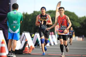 BIB: 0016, 0898
                            <button type="button" onclick="openModal(5107254)" class="btn btn-primary btn-sm float-right btn-popup" data-toggle="modal" data-target=".modal-high-quality">
                        <i class="fas fa-shopping-cart"></i> Add to Cart
                    </button>
                                            <button type="button" onclick="isThisMe(5107254, true)" class="btn btn-success btn-sm float-right btn-popup btn-isme hidden" data-toggle="tooltip" data-placement="bottom" title="นี่คือรูปของคุณใช่ไหม คลิกที่นี่เพื่อเอาเข้าอัลบั้ม">
                        <i class="fas fa-plus"></i> Add to album
                    </button>
                    <button type="button" onclick="isThisMe(5107254, false)" class="btn btn-warning btn-sm float-right btn-popup btn-isnotme hidden">
                        <i class="fas fa-ban"></i> Remove from album
                    </button>