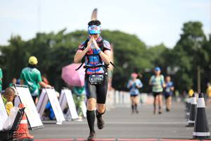 BIB: 210, 1028
                            <button type="button" onclick="openModal(5136464)" class="btn btn-primary btn-sm float-right btn-popup" data-toggle="modal" data-target=".modal-high-quality">
                        <i class="fas fa-shopping-cart"></i> Add to Cart
                    </button>
                                            <button type="button" onclick="isThisMe(5136464, true)" class="btn btn-success btn-sm float-right btn-popup btn-isme hidden" data-toggle="tooltip" data-placement="bottom" title="นี่คือรูปของคุณใช่ไหม คลิกที่นี่เพื่อเอาเข้าอัลบั้ม">
                        <i class="fas fa-plus"></i> Add to album
                    </button>
                    <button type="button" onclick="isThisMe(5136464, false)" class="btn btn-warning btn-sm float-right btn-popup btn-isnotme hidden">
                        <i class="fas fa-ban"></i> Remove from album
                    </button>