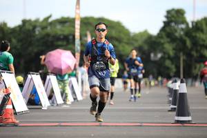 BIB: 0361
                            <button type="button" onclick="openModal(5128315)" class="btn btn-primary btn-sm float-right btn-popup" data-toggle="modal" data-target=".modal-high-quality">
                        <i class="fas fa-shopping-cart"></i> Add to Cart
                    </button>
                                            <button type="button" onclick="isThisMe(5128315, true)" class="btn btn-success btn-sm float-right btn-popup btn-isme hidden" data-toggle="tooltip" data-placement="bottom" title="นี่คือรูปของคุณใช่ไหม คลิกที่นี่เพื่อเอาเข้าอัลบั้ม">
                        <i class="fas fa-plus"></i> Add to album
                    </button>
                    <button type="button" onclick="isThisMe(5128315, false)" class="btn btn-warning btn-sm float-right btn-popup btn-isnotme hidden">
                        <i class="fas fa-ban"></i> Remove from album
                    </button>