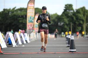 BIB: 0406
                            <button type="button" onclick="openModal(5125996)" class="btn btn-primary btn-sm float-right btn-popup" data-toggle="modal" data-target=".modal-high-quality">
                        <i class="fas fa-shopping-cart"></i> Add to Cart
                    </button>
                                            <button type="button" onclick="isThisMe(5125996, true)" class="btn btn-success btn-sm float-right btn-popup btn-isme hidden" data-toggle="tooltip" data-placement="bottom" title="นี่คือรูปของคุณใช่ไหม คลิกที่นี่เพื่อเอาเข้าอัลบั้ม">
                        <i class="fas fa-plus"></i> Add to album
                    </button>
                    <button type="button" onclick="isThisMe(5125996, false)" class="btn btn-warning btn-sm float-right btn-popup btn-isnotme hidden">
                        <i class="fas fa-ban"></i> Remove from album
                    </button>