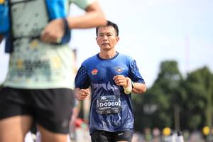 BIB: 0960
                            <button type="button" onclick="openModal(5136488)" class="btn btn-primary btn-sm float-right btn-popup" data-toggle="modal" data-target=".modal-high-quality">
                        <i class="fas fa-shopping-cart"></i> Add to Cart
                    </button>
                                            <button type="button" onclick="isThisMe(5136488, true)" class="btn btn-success btn-sm float-right btn-popup btn-isme hidden" data-toggle="tooltip" data-placement="bottom" title="นี่คือรูปของคุณใช่ไหม คลิกที่นี่เพื่อเอาเข้าอัลบั้ม">
                        <i class="fas fa-plus"></i> Add to album
                    </button>
                    <button type="button" onclick="isThisMe(5136488, false)" class="btn btn-warning btn-sm float-right btn-popup btn-isnotme hidden">
                        <i class="fas fa-ban"></i> Remove from album
                    </button>