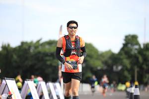 BIB: 9213
                            <button type="button" onclick="openModal(5127501)" class="btn btn-primary btn-sm float-right btn-popup" data-toggle="modal" data-target=".modal-high-quality">
                        <i class="fas fa-shopping-cart"></i> Add to Cart
                    </button>
                                            <button type="button" onclick="isThisMe(5127501, true)" class="btn btn-success btn-sm float-right btn-popup btn-isme hidden" data-toggle="tooltip" data-placement="bottom" title="นี่คือรูปของคุณใช่ไหม คลิกที่นี่เพื่อเอาเข้าอัลบั้ม">
                        <i class="fas fa-plus"></i> Add to album
                    </button>
                    <button type="button" onclick="isThisMe(5127501, false)" class="btn btn-warning btn-sm float-right btn-popup btn-isnotme hidden">
                        <i class="fas fa-ban"></i> Remove from album
                    </button>