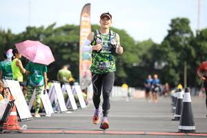 BIB: 0323
                            <button type="button" onclick="openModal(5136793)" class="btn btn-primary btn-sm float-right btn-popup" data-toggle="modal" data-target=".modal-high-quality">
                        <i class="fas fa-shopping-cart"></i> Add to Cart
                    </button>
                                            <button type="button" onclick="isThisMe(5136793, true)" class="btn btn-success btn-sm float-right btn-popup btn-isme hidden" data-toggle="tooltip" data-placement="bottom" title="นี่คือรูปของคุณใช่ไหม คลิกที่นี่เพื่อเอาเข้าอัลบั้ม">
                        <i class="fas fa-plus"></i> Add to album
                    </button>
                    <button type="button" onclick="isThisMe(5136793, false)" class="btn btn-warning btn-sm float-right btn-popup btn-isnotme hidden">
                        <i class="fas fa-ban"></i> Remove from album
                    </button>