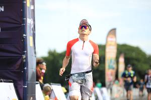 BIB: 0961
                            <button type="button" onclick="openModal(5127780)" class="btn btn-primary btn-sm float-right btn-popup" data-toggle="modal" data-target=".modal-high-quality">
                        <i class="fas fa-shopping-cart"></i> Add to Cart
                    </button>
                                            <button type="button" onclick="isThisMe(5127780, true)" class="btn btn-success btn-sm float-right btn-popup btn-isme hidden" data-toggle="tooltip" data-placement="bottom" title="นี่คือรูปของคุณใช่ไหม คลิกที่นี่เพื่อเอาเข้าอัลบั้ม">
                        <i class="fas fa-plus"></i> Add to album
                    </button>
                    <button type="button" onclick="isThisMe(5127780, false)" class="btn btn-warning btn-sm float-right btn-popup btn-isnotme hidden">
                        <i class="fas fa-ban"></i> Remove from album
                    </button>