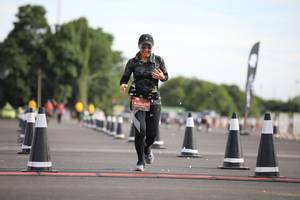 BIB: 0029
                            <button type="button" onclick="openModal(5122953)" class="btn btn-primary btn-sm float-right btn-popup" data-toggle="modal" data-target=".modal-high-quality">
                        <i class="fas fa-shopping-cart"></i> Add to Cart
                    </button>
                                            <button type="button" onclick="isThisMe(5122953, true)" class="btn btn-success btn-sm float-right btn-popup btn-isme hidden" data-toggle="tooltip" data-placement="bottom" title="นี่คือรูปของคุณใช่ไหม คลิกที่นี่เพื่อเอาเข้าอัลบั้ม">
                        <i class="fas fa-plus"></i> Add to album
                    </button>
                    <button type="button" onclick="isThisMe(5122953, false)" class="btn btn-warning btn-sm float-right btn-popup btn-isnotme hidden">
                        <i class="fas fa-ban"></i> Remove from album
                    </button>