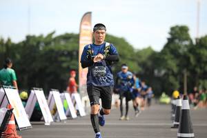 BIB: 0800
                            <button type="button" onclick="openModal(5105316)" class="btn btn-primary btn-sm float-right btn-popup" data-toggle="modal" data-target=".modal-high-quality">
                        <i class="fas fa-shopping-cart"></i> Add to Cart
                    </button>
                                            <button type="button" onclick="isThisMe(5105316, true)" class="btn btn-success btn-sm float-right btn-popup btn-isme hidden" data-toggle="tooltip" data-placement="bottom" title="นี่คือรูปของคุณใช่ไหม คลิกที่นี่เพื่อเอาเข้าอัลบั้ม">
                        <i class="fas fa-plus"></i> Add to album
                    </button>
                    <button type="button" onclick="isThisMe(5105316, false)" class="btn btn-warning btn-sm float-right btn-popup btn-isnotme hidden">
                        <i class="fas fa-ban"></i> Remove from album
                    </button>