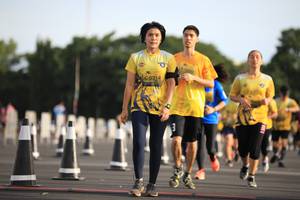 BIB: 0712
                            <button type="button" onclick="openModal(4960788)" class="btn btn-primary btn-sm float-right btn-popup" data-toggle="modal" data-target=".modal-high-quality">
                        <i class="fas fa-shopping-cart"></i> Add to Cart
                    </button>
                                            <button type="button" onclick="isThisMe(4960788, true)" class="btn btn-success btn-sm float-right btn-popup btn-isme hidden" data-toggle="tooltip" data-placement="bottom" title="นี่คือรูปของคุณใช่ไหม คลิกที่นี่เพื่อเอาเข้าอัลบั้ม">
                        <i class="fas fa-plus"></i> Add to album
                    </button>
                    <button type="button" onclick="isThisMe(4960788, false)" class="btn btn-warning btn-sm float-right btn-popup btn-isnotme hidden">
                        <i class="fas fa-ban"></i> Remove from album
                    </button>