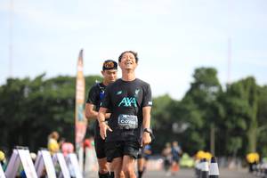 BIB: 0748
                            <button type="button" onclick="openModal(5127595)" class="btn btn-primary btn-sm float-right btn-popup" data-toggle="modal" data-target=".modal-high-quality">
                        <i class="fas fa-shopping-cart"></i> Add to Cart
                    </button>
                                            <button type="button" onclick="isThisMe(5127595, true)" class="btn btn-success btn-sm float-right btn-popup btn-isme hidden" data-toggle="tooltip" data-placement="bottom" title="นี่คือรูปของคุณใช่ไหม คลิกที่นี่เพื่อเอาเข้าอัลบั้ม">
                        <i class="fas fa-plus"></i> Add to album
                    </button>
                    <button type="button" onclick="isThisMe(5127595, false)" class="btn btn-warning btn-sm float-right btn-popup btn-isnotme hidden">
                        <i class="fas fa-ban"></i> Remove from album
                    </button>