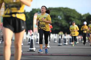 BIB: 0159
                            <button type="button" onclick="openModal(4966126)" class="btn btn-primary btn-sm float-right btn-popup" data-toggle="modal" data-target=".modal-high-quality">
                        <i class="fas fa-shopping-cart"></i> Add to Cart
                    </button>
                                            <button type="button" onclick="isThisMe(4966126, true)" class="btn btn-success btn-sm float-right btn-popup btn-isme hidden" data-toggle="tooltip" data-placement="bottom" title="นี่คือรูปของคุณใช่ไหม คลิกที่นี่เพื่อเอาเข้าอัลบั้ม">
                        <i class="fas fa-plus"></i> Add to album
                    </button>
                    <button type="button" onclick="isThisMe(4966126, false)" class="btn btn-warning btn-sm float-right btn-popup btn-isnotme hidden">
                        <i class="fas fa-ban"></i> Remove from album
                    </button>