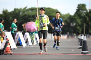 BIB: 
                            <button type="button" onclick="openModal(5128389)" class="btn btn-primary btn-sm float-right btn-popup" data-toggle="modal" data-target=".modal-high-quality">
                        <i class="fas fa-shopping-cart"></i> Add to Cart
                    </button>
                                            <button type="button" onclick="isThisMe(5128389, true)" class="btn btn-success btn-sm float-right btn-popup btn-isme hidden" data-toggle="tooltip" data-placement="bottom" title="นี่คือรูปของคุณใช่ไหม คลิกที่นี่เพื่อเอาเข้าอัลบั้ม">
                        <i class="fas fa-plus"></i> Add to album
                    </button>
                    <button type="button" onclick="isThisMe(5128389, false)" class="btn btn-warning btn-sm float-right btn-popup btn-isnotme hidden">
                        <i class="fas fa-ban"></i> Remove from album
                    </button>