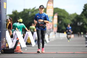 BIB: 043
                            <button type="button" onclick="openModal(5136722)" class="btn btn-primary btn-sm float-right btn-popup" data-toggle="modal" data-target=".modal-high-quality">
                        <i class="fas fa-shopping-cart"></i> Add to Cart
                    </button>
                                            <button type="button" onclick="isThisMe(5136722, true)" class="btn btn-success btn-sm float-right btn-popup btn-isme hidden" data-toggle="tooltip" data-placement="bottom" title="นี่คือรูปของคุณใช่ไหม คลิกที่นี่เพื่อเอาเข้าอัลบั้ม">
                        <i class="fas fa-plus"></i> Add to album
                    </button>
                    <button type="button" onclick="isThisMe(5136722, false)" class="btn btn-warning btn-sm float-right btn-popup btn-isnotme hidden">
                        <i class="fas fa-ban"></i> Remove from album
                    </button>