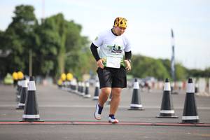 BIB: 
                            <button type="button" onclick="openModal(5127480)" class="btn btn-primary btn-sm float-right btn-popup" data-toggle="modal" data-target=".modal-high-quality">
                        <i class="fas fa-shopping-cart"></i> Add to Cart
                    </button>
                                            <button type="button" onclick="isThisMe(5127480, true)" class="btn btn-success btn-sm float-right btn-popup btn-isme hidden" data-toggle="tooltip" data-placement="bottom" title="นี่คือรูปของคุณใช่ไหม คลิกที่นี่เพื่อเอาเข้าอัลบั้ม">
                        <i class="fas fa-plus"></i> Add to album
                    </button>
                    <button type="button" onclick="isThisMe(5127480, false)" class="btn btn-warning btn-sm float-right btn-popup btn-isnotme hidden">
                        <i class="fas fa-ban"></i> Remove from album
                    </button>