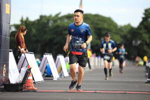 BIB: 096
                            <button type="button" onclick="openModal(5123662)" class="btn btn-primary btn-sm float-right btn-popup" data-toggle="modal" data-target=".modal-high-quality">
                        <i class="fas fa-shopping-cart"></i> Add to Cart
                    </button>
                                            <button type="button" onclick="isThisMe(5123662, true)" class="btn btn-success btn-sm float-right btn-popup btn-isme hidden" data-toggle="tooltip" data-placement="bottom" title="นี่คือรูปของคุณใช่ไหม คลิกที่นี่เพื่อเอาเข้าอัลบั้ม">
                        <i class="fas fa-plus"></i> Add to album
                    </button>
                    <button type="button" onclick="isThisMe(5123662, false)" class="btn btn-warning btn-sm float-right btn-popup btn-isnotme hidden">
                        <i class="fas fa-ban"></i> Remove from album
                    </button>