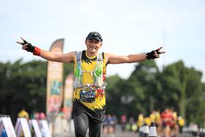 BIB: 0034
                            <button type="button" onclick="openModal(5126278)" class="btn btn-primary btn-sm float-right btn-popup" data-toggle="modal" data-target=".modal-high-quality">
                        <i class="fas fa-shopping-cart"></i> Add to Cart
                    </button>
                                            <button type="button" onclick="isThisMe(5126278, true)" class="btn btn-success btn-sm float-right btn-popup btn-isme hidden" data-toggle="tooltip" data-placement="bottom" title="นี่คือรูปของคุณใช่ไหม คลิกที่นี่เพื่อเอาเข้าอัลบั้ม">
                        <i class="fas fa-plus"></i> Add to album
                    </button>
                    <button type="button" onclick="isThisMe(5126278, false)" class="btn btn-warning btn-sm float-right btn-popup btn-isnotme hidden">
                        <i class="fas fa-ban"></i> Remove from album
                    </button>