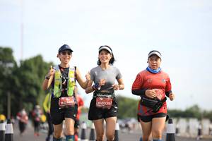 BIB: 1733, 0326, 0335
                            <button type="button" onclick="openModal(5119899)" class="btn btn-primary btn-sm float-right btn-popup" data-toggle="modal" data-target=".modal-high-quality">
                        <i class="fas fa-shopping-cart"></i> Add to Cart
                    </button>
                                            <button type="button" onclick="isThisMe(5119899, true)" class="btn btn-success btn-sm float-right btn-popup btn-isme hidden" data-toggle="tooltip" data-placement="bottom" title="นี่คือรูปของคุณใช่ไหม คลิกที่นี่เพื่อเอาเข้าอัลบั้ม">
                        <i class="fas fa-plus"></i> Add to album
                    </button>
                    <button type="button" onclick="isThisMe(5119899, false)" class="btn btn-warning btn-sm float-right btn-popup btn-isnotme hidden">
                        <i class="fas fa-ban"></i> Remove from album
                    </button>