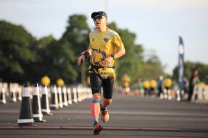 BIB: 0401
                            <button type="button" onclick="openModal(4947728)" class="btn btn-primary btn-sm float-right btn-popup" data-toggle="modal" data-target=".modal-high-quality">
                        <i class="fas fa-shopping-cart"></i> Add to Cart
                    </button>
                                            <button type="button" onclick="isThisMe(4947728, true)" class="btn btn-success btn-sm float-right btn-popup btn-isme hidden" data-toggle="tooltip" data-placement="bottom" title="นี่คือรูปของคุณใช่ไหม คลิกที่นี่เพื่อเอาเข้าอัลบั้ม">
                        <i class="fas fa-plus"></i> Add to album
                    </button>
                    <button type="button" onclick="isThisMe(4947728, false)" class="btn btn-warning btn-sm float-right btn-popup btn-isnotme hidden">
                        <i class="fas fa-ban"></i> Remove from album
                    </button>