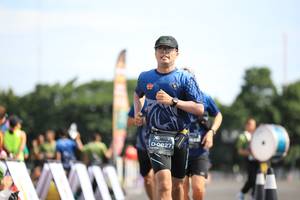 BIB: 0827
                            <button type="button" onclick="openModal(5136915)" class="btn btn-primary btn-sm float-right btn-popup" data-toggle="modal" data-target=".modal-high-quality">
                        <i class="fas fa-shopping-cart"></i> Add to Cart
                    </button>
                                            <button type="button" onclick="isThisMe(5136915, true)" class="btn btn-success btn-sm float-right btn-popup btn-isme hidden" data-toggle="tooltip" data-placement="bottom" title="นี่คือรูปของคุณใช่ไหม คลิกที่นี่เพื่อเอาเข้าอัลบั้ม">
                        <i class="fas fa-plus"></i> Add to album
                    </button>
                    <button type="button" onclick="isThisMe(5136915, false)" class="btn btn-warning btn-sm float-right btn-popup btn-isnotme hidden">
                        <i class="fas fa-ban"></i> Remove from album
                    </button>