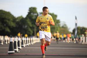 BIB: 1212
                            <button type="button" onclick="openModal(4948939)" class="btn btn-primary btn-sm float-right btn-popup" data-toggle="modal" data-target=".modal-high-quality">
                        <i class="fas fa-shopping-cart"></i> Add to Cart
                    </button>
                                            <button type="button" onclick="isThisMe(4948939, true)" class="btn btn-success btn-sm float-right btn-popup btn-isme hidden" data-toggle="tooltip" data-placement="bottom" title="นี่คือรูปของคุณใช่ไหม คลิกที่นี่เพื่อเอาเข้าอัลบั้ม">
                        <i class="fas fa-plus"></i> Add to album
                    </button>
                    <button type="button" onclick="isThisMe(4948939, false)" class="btn btn-warning btn-sm float-right btn-popup btn-isnotme hidden">
                        <i class="fas fa-ban"></i> Remove from album
                    </button>