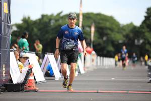 BIB: 0687
                            <button type="button" onclick="openModal(5128471)" class="btn btn-primary btn-sm float-right btn-popup" data-toggle="modal" data-target=".modal-high-quality">
                        <i class="fas fa-shopping-cart"></i> Add to Cart
                    </button>
                                            <button type="button" onclick="isThisMe(5128471, true)" class="btn btn-success btn-sm float-right btn-popup btn-isme hidden" data-toggle="tooltip" data-placement="bottom" title="นี่คือรูปของคุณใช่ไหม คลิกที่นี่เพื่อเอาเข้าอัลบั้ม">
                        <i class="fas fa-plus"></i> Add to album
                    </button>
                    <button type="button" onclick="isThisMe(5128471, false)" class="btn btn-warning btn-sm float-right btn-popup btn-isnotme hidden">
                        <i class="fas fa-ban"></i> Remove from album
                    </button>