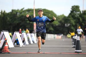 BIB: 0123
                            <button type="button" onclick="openModal(5127416)" class="btn btn-primary btn-sm float-right btn-popup" data-toggle="modal" data-target=".modal-high-quality">
                        <i class="fas fa-shopping-cart"></i> Add to Cart
                    </button>
                                            <button type="button" onclick="isThisMe(5127416, true)" class="btn btn-success btn-sm float-right btn-popup btn-isme hidden" data-toggle="tooltip" data-placement="bottom" title="นี่คือรูปของคุณใช่ไหม คลิกที่นี่เพื่อเอาเข้าอัลบั้ม">
                        <i class="fas fa-plus"></i> Add to album
                    </button>
                    <button type="button" onclick="isThisMe(5127416, false)" class="btn btn-warning btn-sm float-right btn-popup btn-isnotme hidden">
                        <i class="fas fa-ban"></i> Remove from album
                    </button>