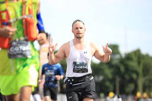 BIB: 0854
                            <button type="button" onclick="openModal(5136522)" class="btn btn-primary btn-sm float-right btn-popup" data-toggle="modal" data-target=".modal-high-quality">
                        <i class="fas fa-shopping-cart"></i> Add to Cart
                    </button>
                                            <button type="button" onclick="isThisMe(5136522, true)" class="btn btn-success btn-sm float-right btn-popup btn-isme hidden" data-toggle="tooltip" data-placement="bottom" title="นี่คือรูปของคุณใช่ไหม คลิกที่นี่เพื่อเอาเข้าอัลบั้ม">
                        <i class="fas fa-plus"></i> Add to album
                    </button>
                    <button type="button" onclick="isThisMe(5136522, false)" class="btn btn-warning btn-sm float-right btn-popup btn-isnotme hidden">
                        <i class="fas fa-ban"></i> Remove from album
                    </button>