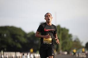 BIB: 0510
                            <button type="button" onclick="openModal(4946879)" class="btn btn-primary btn-sm float-right btn-popup" data-toggle="modal" data-target=".modal-high-quality">
                        <i class="fas fa-shopping-cart"></i> Add to Cart
                    </button>
                                            <button type="button" onclick="isThisMe(4946879, true)" class="btn btn-success btn-sm float-right btn-popup btn-isme hidden" data-toggle="tooltip" data-placement="bottom" title="นี่คือรูปของคุณใช่ไหม คลิกที่นี่เพื่อเอาเข้าอัลบั้ม">
                        <i class="fas fa-plus"></i> Add to album
                    </button>
                    <button type="button" onclick="isThisMe(4946879, false)" class="btn btn-warning btn-sm float-right btn-popup btn-isnotme hidden">
                        <i class="fas fa-ban"></i> Remove from album
                    </button>