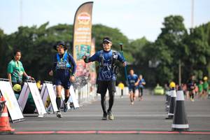 BIB: 
                            <button type="button" onclick="openModal(5105440)" class="btn btn-primary btn-sm float-right btn-popup" data-toggle="modal" data-target=".modal-high-quality">
                        <i class="fas fa-shopping-cart"></i> Add to Cart
                    </button>
                                            <button type="button" onclick="isThisMe(5105440, true)" class="btn btn-success btn-sm float-right btn-popup btn-isme hidden" data-toggle="tooltip" data-placement="bottom" title="นี่คือรูปของคุณใช่ไหม คลิกที่นี่เพื่อเอาเข้าอัลบั้ม">
                        <i class="fas fa-plus"></i> Add to album
                    </button>
                    <button type="button" onclick="isThisMe(5105440, false)" class="btn btn-warning btn-sm float-right btn-popup btn-isnotme hidden">
                        <i class="fas fa-ban"></i> Remove from album
                    </button>