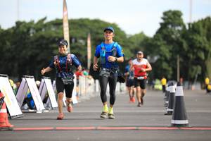 BIB: 0324
                            <button type="button" onclick="openModal(5127115)" class="btn btn-primary btn-sm float-right btn-popup" data-toggle="modal" data-target=".modal-high-quality">
                        <i class="fas fa-shopping-cart"></i> Add to Cart
                    </button>
                                            <button type="button" onclick="isThisMe(5127115, true)" class="btn btn-success btn-sm float-right btn-popup btn-isme hidden" data-toggle="tooltip" data-placement="bottom" title="นี่คือรูปของคุณใช่ไหม คลิกที่นี่เพื่อเอาเข้าอัลบั้ม">
                        <i class="fas fa-plus"></i> Add to album
                    </button>
                    <button type="button" onclick="isThisMe(5127115, false)" class="btn btn-warning btn-sm float-right btn-popup btn-isnotme hidden">
                        <i class="fas fa-ban"></i> Remove from album
                    </button>