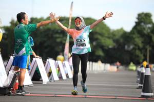 BIB: 0261
                            <button type="button" onclick="openModal(5100701)" class="btn btn-primary btn-sm float-right btn-popup" data-toggle="modal" data-target=".modal-high-quality">
                        <i class="fas fa-shopping-cart"></i> Add to Cart
                    </button>
                                            <button type="button" onclick="isThisMe(5100701, true)" class="btn btn-success btn-sm float-right btn-popup btn-isme hidden" data-toggle="tooltip" data-placement="bottom" title="นี่คือรูปของคุณใช่ไหม คลิกที่นี่เพื่อเอาเข้าอัลบั้ม">
                        <i class="fas fa-plus"></i> Add to album
                    </button>
                    <button type="button" onclick="isThisMe(5100701, false)" class="btn btn-warning btn-sm float-right btn-popup btn-isnotme hidden">
                        <i class="fas fa-ban"></i> Remove from album
                    </button>