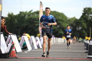 BIB: 1082
                            <button type="button" onclick="openModal(5124011)" class="btn btn-primary btn-sm float-right btn-popup" data-toggle="modal" data-target=".modal-high-quality">
                        <i class="fas fa-shopping-cart"></i> Add to Cart
                    </button>
                                            <button type="button" onclick="isThisMe(5124011, true)" class="btn btn-success btn-sm float-right btn-popup btn-isme hidden" data-toggle="tooltip" data-placement="bottom" title="นี่คือรูปของคุณใช่ไหม คลิกที่นี่เพื่อเอาเข้าอัลบั้ม">
                        <i class="fas fa-plus"></i> Add to album
                    </button>
                    <button type="button" onclick="isThisMe(5124011, false)" class="btn btn-warning btn-sm float-right btn-popup btn-isnotme hidden">
                        <i class="fas fa-ban"></i> Remove from album
                    </button>