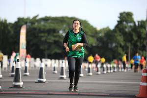 BIB: 
                            <button type="button" onclick="openModal(4971865)" class="btn btn-primary btn-sm float-right btn-popup" data-toggle="modal" data-target=".modal-high-quality">
                        <i class="fas fa-shopping-cart"></i> Add to Cart
                    </button>
                                            <button type="button" onclick="isThisMe(4971865, true)" class="btn btn-success btn-sm float-right btn-popup btn-isme hidden" data-toggle="tooltip" data-placement="bottom" title="นี่คือรูปของคุณใช่ไหม คลิกที่นี่เพื่อเอาเข้าอัลบั้ม">
                        <i class="fas fa-plus"></i> Add to album
                    </button>
                    <button type="button" onclick="isThisMe(4971865, false)" class="btn btn-warning btn-sm float-right btn-popup btn-isnotme hidden">
                        <i class="fas fa-ban"></i> Remove from album
                    </button>