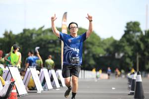 BIB: 1036
                            <button type="button" onclick="openModal(5136934)" class="btn btn-primary btn-sm float-right btn-popup" data-toggle="modal" data-target=".modal-high-quality">
                        <i class="fas fa-shopping-cart"></i> Add to Cart
                    </button>
                                            <button type="button" onclick="isThisMe(5136934, true)" class="btn btn-success btn-sm float-right btn-popup btn-isme hidden" data-toggle="tooltip" data-placement="bottom" title="นี่คือรูปของคุณใช่ไหม คลิกที่นี่เพื่อเอาเข้าอัลบั้ม">
                        <i class="fas fa-plus"></i> Add to album
                    </button>
                    <button type="button" onclick="isThisMe(5136934, false)" class="btn btn-warning btn-sm float-right btn-popup btn-isnotme hidden">
                        <i class="fas fa-ban"></i> Remove from album
                    </button>