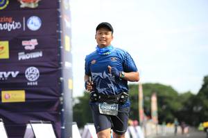 BIB: 0941
                            <button type="button" onclick="openModal(5126156)" class="btn btn-primary btn-sm float-right btn-popup" data-toggle="modal" data-target=".modal-high-quality">
                        <i class="fas fa-shopping-cart"></i> Add to Cart
                    </button>
                                            <button type="button" onclick="isThisMe(5126156, true)" class="btn btn-success btn-sm float-right btn-popup btn-isme hidden" data-toggle="tooltip" data-placement="bottom" title="นี่คือรูปของคุณใช่ไหม คลิกที่นี่เพื่อเอาเข้าอัลบั้ม">
                        <i class="fas fa-plus"></i> Add to album
                    </button>
                    <button type="button" onclick="isThisMe(5126156, false)" class="btn btn-warning btn-sm float-right btn-popup btn-isnotme hidden">
                        <i class="fas fa-ban"></i> Remove from album
                    </button>