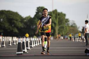 BIB: 060
                            <button type="button" onclick="openModal(4947282)" class="btn btn-primary btn-sm float-right btn-popup" data-toggle="modal" data-target=".modal-high-quality">
                        <i class="fas fa-shopping-cart"></i> Add to Cart
                    </button>
                                            <button type="button" onclick="isThisMe(4947282, true)" class="btn btn-success btn-sm float-right btn-popup btn-isme hidden" data-toggle="tooltip" data-placement="bottom" title="นี่คือรูปของคุณใช่ไหม คลิกที่นี่เพื่อเอาเข้าอัลบั้ม">
                        <i class="fas fa-plus"></i> Add to album
                    </button>
                    <button type="button" onclick="isThisMe(4947282, false)" class="btn btn-warning btn-sm float-right btn-popup btn-isnotme hidden">
                        <i class="fas fa-ban"></i> Remove from album
                    </button>