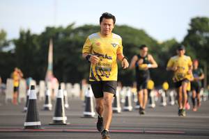 BIB: 1058
                            <button type="button" onclick="openModal(4953530)" class="btn btn-primary btn-sm float-right btn-popup" data-toggle="modal" data-target=".modal-high-quality">
                        <i class="fas fa-shopping-cart"></i> Add to Cart
                    </button>
                                            <button type="button" onclick="isThisMe(4953530, true)" class="btn btn-success btn-sm float-right btn-popup btn-isme hidden" data-toggle="tooltip" data-placement="bottom" title="นี่คือรูปของคุณใช่ไหม คลิกที่นี่เพื่อเอาเข้าอัลบั้ม">
                        <i class="fas fa-plus"></i> Add to album
                    </button>
                    <button type="button" onclick="isThisMe(4953530, false)" class="btn btn-warning btn-sm float-right btn-popup btn-isnotme hidden">
                        <i class="fas fa-ban"></i> Remove from album
                    </button>