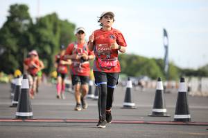 BIB: 0415
                            <button type="button" onclick="openModal(5101534)" class="btn btn-primary btn-sm float-right btn-popup" data-toggle="modal" data-target=".modal-high-quality">
                        <i class="fas fa-shopping-cart"></i> Add to Cart
                    </button>
                                            <button type="button" onclick="isThisMe(5101534, true)" class="btn btn-success btn-sm float-right btn-popup btn-isme hidden" data-toggle="tooltip" data-placement="bottom" title="นี่คือรูปของคุณใช่ไหม คลิกที่นี่เพื่อเอาเข้าอัลบั้ม">
                        <i class="fas fa-plus"></i> Add to album
                    </button>
                    <button type="button" onclick="isThisMe(5101534, false)" class="btn btn-warning btn-sm float-right btn-popup btn-isnotme hidden">
                        <i class="fas fa-ban"></i> Remove from album
                    </button>