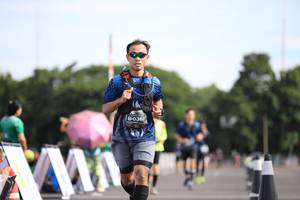 BIB: 0361
                            <button type="button" onclick="openModal(5128342)" class="btn btn-primary btn-sm float-right btn-popup" data-toggle="modal" data-target=".modal-high-quality">
                        <i class="fas fa-shopping-cart"></i> Add to Cart
                    </button>
                                            <button type="button" onclick="isThisMe(5128342, true)" class="btn btn-success btn-sm float-right btn-popup btn-isme hidden" data-toggle="tooltip" data-placement="bottom" title="นี่คือรูปของคุณใช่ไหม คลิกที่นี่เพื่อเอาเข้าอัลบั้ม">
                        <i class="fas fa-plus"></i> Add to album
                    </button>
                    <button type="button" onclick="isThisMe(5128342, false)" class="btn btn-warning btn-sm float-right btn-popup btn-isnotme hidden">
                        <i class="fas fa-ban"></i> Remove from album
                    </button>