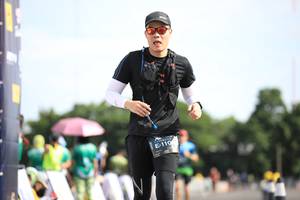 BIB: 110
                            <button type="button" onclick="openModal(5136883)" class="btn btn-primary btn-sm float-right btn-popup" data-toggle="modal" data-target=".modal-high-quality">
                        <i class="fas fa-shopping-cart"></i> Add to Cart
                    </button>
                                            <button type="button" onclick="isThisMe(5136883, true)" class="btn btn-success btn-sm float-right btn-popup btn-isme hidden" data-toggle="tooltip" data-placement="bottom" title="นี่คือรูปของคุณใช่ไหม คลิกที่นี่เพื่อเอาเข้าอัลบั้ม">
                        <i class="fas fa-plus"></i> Add to album
                    </button>
                    <button type="button" onclick="isThisMe(5136883, false)" class="btn btn-warning btn-sm float-right btn-popup btn-isnotme hidden">
                        <i class="fas fa-ban"></i> Remove from album
                    </button>