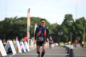 BIB: 102
                            <button type="button" onclick="openModal(5123881)" class="btn btn-primary btn-sm float-right btn-popup" data-toggle="modal" data-target=".modal-high-quality">
                        <i class="fas fa-shopping-cart"></i> Add to Cart
                    </button>
                                            <button type="button" onclick="isThisMe(5123881, true)" class="btn btn-success btn-sm float-right btn-popup btn-isme hidden" data-toggle="tooltip" data-placement="bottom" title="นี่คือรูปของคุณใช่ไหม คลิกที่นี่เพื่อเอาเข้าอัลบั้ม">
                        <i class="fas fa-plus"></i> Add to album
                    </button>
                    <button type="button" onclick="isThisMe(5123881, false)" class="btn btn-warning btn-sm float-right btn-popup btn-isnotme hidden">
                        <i class="fas fa-ban"></i> Remove from album
                    </button>