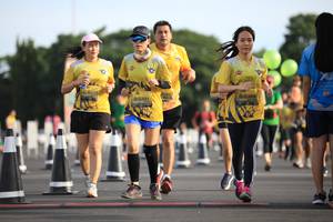 BIB: 0386, 0391
                            <button type="button" onclick="openModal(4968404)" class="btn btn-primary btn-sm float-right btn-popup" data-toggle="modal" data-target=".modal-high-quality">
                        <i class="fas fa-shopping-cart"></i> Add to Cart
                    </button>
                                            <button type="button" onclick="isThisMe(4968404, true)" class="btn btn-success btn-sm float-right btn-popup btn-isme hidden" data-toggle="tooltip" data-placement="bottom" title="นี่คือรูปของคุณใช่ไหม คลิกที่นี่เพื่อเอาเข้าอัลบั้ม">
                        <i class="fas fa-plus"></i> Add to album
                    </button>
                    <button type="button" onclick="isThisMe(4968404, false)" class="btn btn-warning btn-sm float-right btn-popup btn-isnotme hidden">
                        <i class="fas fa-ban"></i> Remove from album
                    </button>