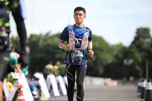 BIB: 0910, 
                            <button type="button" onclick="openModal(5138296)" class="btn btn-primary btn-sm float-right btn-popup" data-toggle="modal" data-target=".modal-high-quality">
                        <i class="fas fa-shopping-cart"></i> Add to Cart
                    </button>
                                            <button type="button" onclick="isThisMe(5138296, true)" class="btn btn-success btn-sm float-right btn-popup btn-isme hidden" data-toggle="tooltip" data-placement="bottom" title="นี่คือรูปของคุณใช่ไหม คลิกที่นี่เพื่อเอาเข้าอัลบั้ม">
                        <i class="fas fa-plus"></i> Add to album
                    </button>
                    <button type="button" onclick="isThisMe(5138296, false)" class="btn btn-warning btn-sm float-right btn-popup btn-isnotme hidden">
                        <i class="fas fa-ban"></i> Remove from album
                    </button>