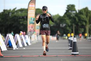 BIB: 0406
                            <button type="button" onclick="openModal(5125994)" class="btn btn-primary btn-sm float-right btn-popup" data-toggle="modal" data-target=".modal-high-quality">
                        <i class="fas fa-shopping-cart"></i> Add to Cart
                    </button>
                                            <button type="button" onclick="isThisMe(5125994, true)" class="btn btn-success btn-sm float-right btn-popup btn-isme hidden" data-toggle="tooltip" data-placement="bottom" title="นี่คือรูปของคุณใช่ไหม คลิกที่นี่เพื่อเอาเข้าอัลบั้ม">
                        <i class="fas fa-plus"></i> Add to album
                    </button>
                    <button type="button" onclick="isThisMe(5125994, false)" class="btn btn-warning btn-sm float-right btn-popup btn-isnotme hidden">
                        <i class="fas fa-ban"></i> Remove from album
                    </button>