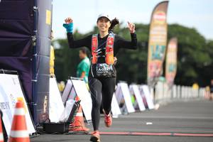 BIB: 0221
                            <button type="button" onclick="openModal(5109761)" class="btn btn-primary btn-sm float-right btn-popup" data-toggle="modal" data-target=".modal-high-quality">
                        <i class="fas fa-shopping-cart"></i> Add to Cart
                    </button>
                                            <button type="button" onclick="isThisMe(5109761, true)" class="btn btn-success btn-sm float-right btn-popup btn-isme hidden" data-toggle="tooltip" data-placement="bottom" title="นี่คือรูปของคุณใช่ไหม คลิกที่นี่เพื่อเอาเข้าอัลบั้ม">
                        <i class="fas fa-plus"></i> Add to album
                    </button>
                    <button type="button" onclick="isThisMe(5109761, false)" class="btn btn-warning btn-sm float-right btn-popup btn-isnotme hidden">
                        <i class="fas fa-ban"></i> Remove from album
                    </button>