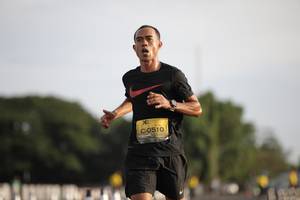 BIB: 0510
                            <button type="button" onclick="openModal(4946885)" class="btn btn-primary btn-sm float-right btn-popup" data-toggle="modal" data-target=".modal-high-quality">
                        <i class="fas fa-shopping-cart"></i> Add to Cart
                    </button>
                                            <button type="button" onclick="isThisMe(4946885, true)" class="btn btn-success btn-sm float-right btn-popup btn-isme hidden" data-toggle="tooltip" data-placement="bottom" title="นี่คือรูปของคุณใช่ไหม คลิกที่นี่เพื่อเอาเข้าอัลบั้ม">
                        <i class="fas fa-plus"></i> Add to album
                    </button>
                    <button type="button" onclick="isThisMe(4946885, false)" class="btn btn-warning btn-sm float-right btn-popup btn-isnotme hidden">
                        <i class="fas fa-ban"></i> Remove from album
                    </button>