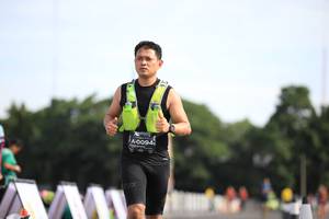 BIB: 0094
                            <button type="button" onclick="openModal(5121802)" class="btn btn-primary btn-sm float-right btn-popup" data-toggle="modal" data-target=".modal-high-quality">
                        <i class="fas fa-shopping-cart"></i> Add to Cart
                    </button>
                                            <button type="button" onclick="isThisMe(5121802, true)" class="btn btn-success btn-sm float-right btn-popup btn-isme hidden" data-toggle="tooltip" data-placement="bottom" title="นี่คือรูปของคุณใช่ไหม คลิกที่นี่เพื่อเอาเข้าอัลบั้ม">
                        <i class="fas fa-plus"></i> Add to album
                    </button>
                    <button type="button" onclick="isThisMe(5121802, false)" class="btn btn-warning btn-sm float-right btn-popup btn-isnotme hidden">
                        <i class="fas fa-ban"></i> Remove from album
                    </button>