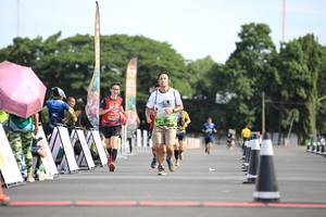 BIB: 
                            <button type="button" onclick="openModal(5136979)" class="btn btn-primary btn-sm float-right btn-popup" data-toggle="modal" data-target=".modal-high-quality">
                        <i class="fas fa-shopping-cart"></i> Add to Cart
                    </button>
                                            <button type="button" onclick="isThisMe(5136979, true)" class="btn btn-success btn-sm float-right btn-popup btn-isme hidden" data-toggle="tooltip" data-placement="bottom" title="นี่คือรูปของคุณใช่ไหม คลิกที่นี่เพื่อเอาเข้าอัลบั้ม">
                        <i class="fas fa-plus"></i> Add to album
                    </button>
                    <button type="button" onclick="isThisMe(5136979, false)" class="btn btn-warning btn-sm float-right btn-popup btn-isnotme hidden">
                        <i class="fas fa-ban"></i> Remove from album
                    </button>