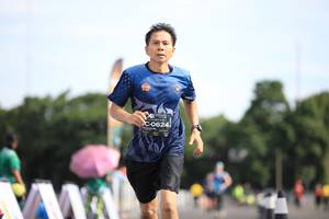 BIB: 0624
                            <button type="button" onclick="openModal(5128120)" class="btn btn-primary btn-sm float-right btn-popup" data-toggle="modal" data-target=".modal-high-quality">
                        <i class="fas fa-shopping-cart"></i> Add to Cart
                    </button>
                                            <button type="button" onclick="isThisMe(5128120, true)" class="btn btn-success btn-sm float-right btn-popup btn-isme hidden" data-toggle="tooltip" data-placement="bottom" title="นี่คือรูปของคุณใช่ไหม คลิกที่นี่เพื่อเอาเข้าอัลบั้ม">
                        <i class="fas fa-plus"></i> Add to album
                    </button>
                    <button type="button" onclick="isThisMe(5128120, false)" class="btn btn-warning btn-sm float-right btn-popup btn-isnotme hidden">
                        <i class="fas fa-ban"></i> Remove from album
                    </button>