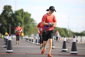 BIB: 
                            <button type="button" onclick="openModal(5103801)" class="btn btn-primary btn-sm float-right btn-popup" data-toggle="modal" data-target=".modal-high-quality">
                        <i class="fas fa-shopping-cart"></i> Add to Cart
                    </button>
                                            <button type="button" onclick="isThisMe(5103801, true)" class="btn btn-success btn-sm float-right btn-popup btn-isme hidden" data-toggle="tooltip" data-placement="bottom" title="นี่คือรูปของคุณใช่ไหม คลิกที่นี่เพื่อเอาเข้าอัลบั้ม">
                        <i class="fas fa-plus"></i> Add to album
                    </button>
                    <button type="button" onclick="isThisMe(5103801, false)" class="btn btn-warning btn-sm float-right btn-popup btn-isnotme hidden">
                        <i class="fas fa-ban"></i> Remove from album
                    </button>