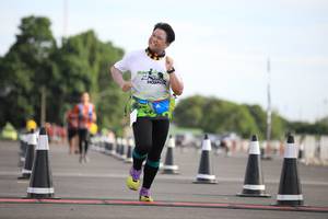 BIB: 
                            <button type="button" onclick="openModal(5100797)" class="btn btn-primary btn-sm float-right btn-popup" data-toggle="modal" data-target=".modal-high-quality">
                        <i class="fas fa-shopping-cart"></i> Add to Cart
                    </button>
                                            <button type="button" onclick="isThisMe(5100797, true)" class="btn btn-success btn-sm float-right btn-popup btn-isme hidden" data-toggle="tooltip" data-placement="bottom" title="นี่คือรูปของคุณใช่ไหม คลิกที่นี่เพื่อเอาเข้าอัลบั้ม">
                        <i class="fas fa-plus"></i> Add to album
                    </button>
                    <button type="button" onclick="isThisMe(5100797, false)" class="btn btn-warning btn-sm float-right btn-popup btn-isnotme hidden">
                        <i class="fas fa-ban"></i> Remove from album
                    </button>